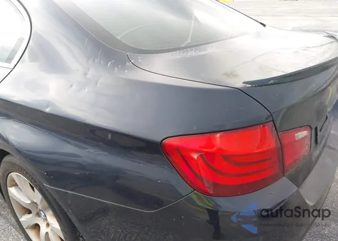 2011 BMW 550I xDrive z USA, uszkodzony, nr VIN WBAFU9C55BC278434